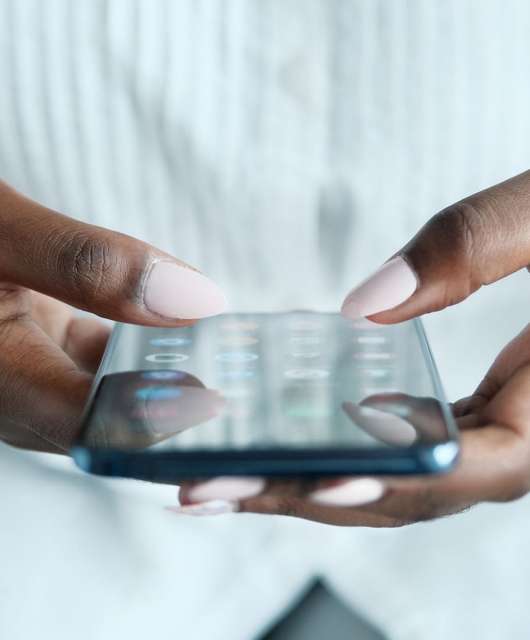 woman-using-phone-apps